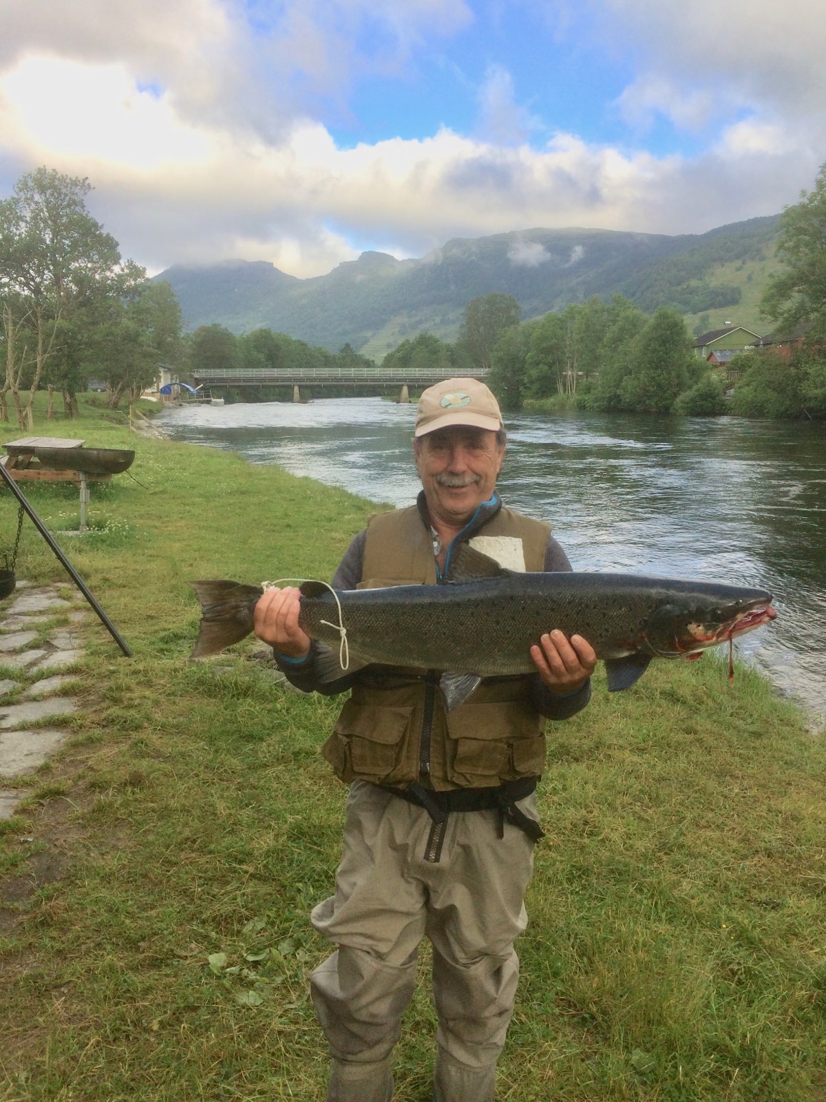 Laksefiske i Etne-elva i perioden 02/7-16/8